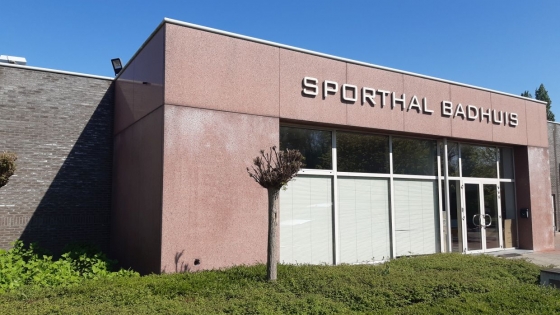 foto Sporthal badhuis ingang